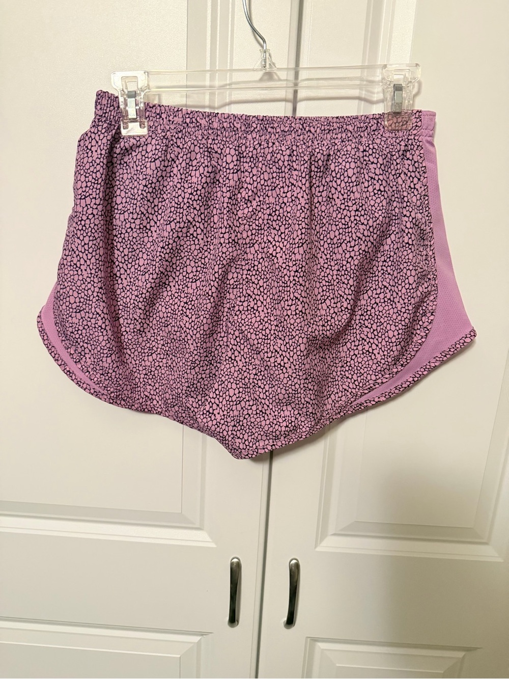 Nike Women's Purple Speckled Athletic Shorts - Picture 4 of 4
